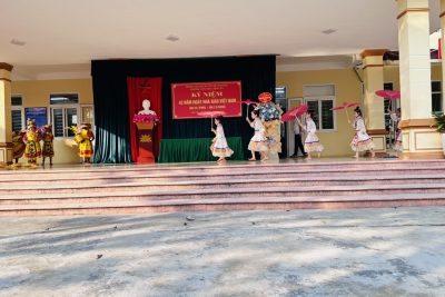 LỄ KỶ NIỆM NGÀ NHÀ GIÁO VIỆT NAM 20/11 TRƯỜNG TH LIÊM CẦN